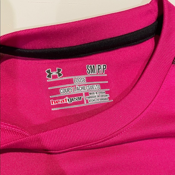 Under Armour HeatGear Pink/Fuchsia Performance Tee - Picture 4 of 9